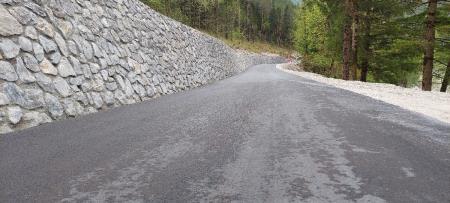 INVESTICIJA NA CESTI PRI VELIKIH KORITIH V PRVI FAZI ZAKLJUČENA3